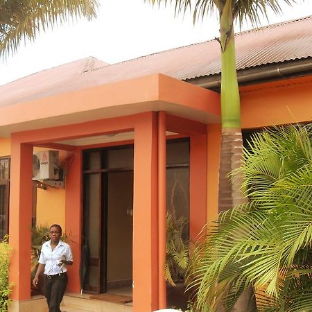 Transit Motel Ukonga Daressalam Exterior foto